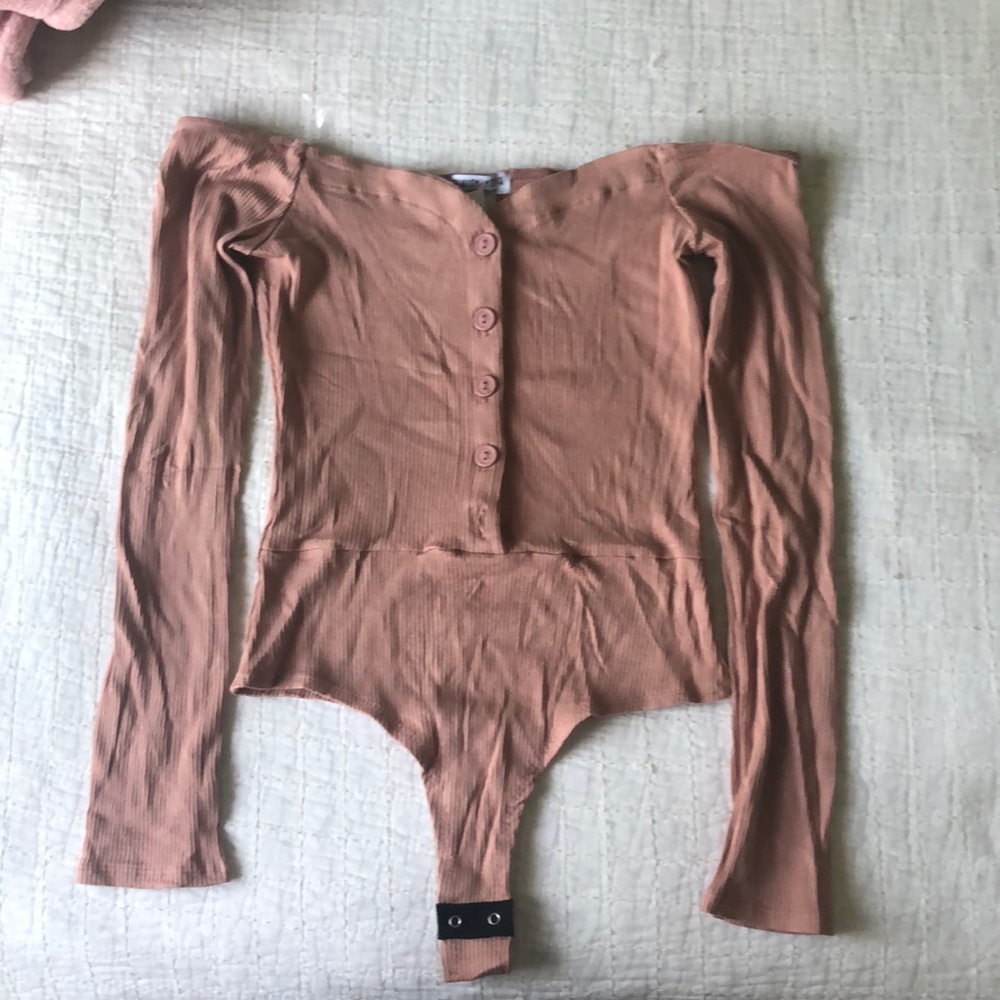 Fashion nova off the shoulder body suit